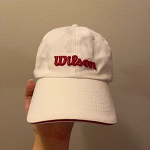 White/red Wilson tennis hat